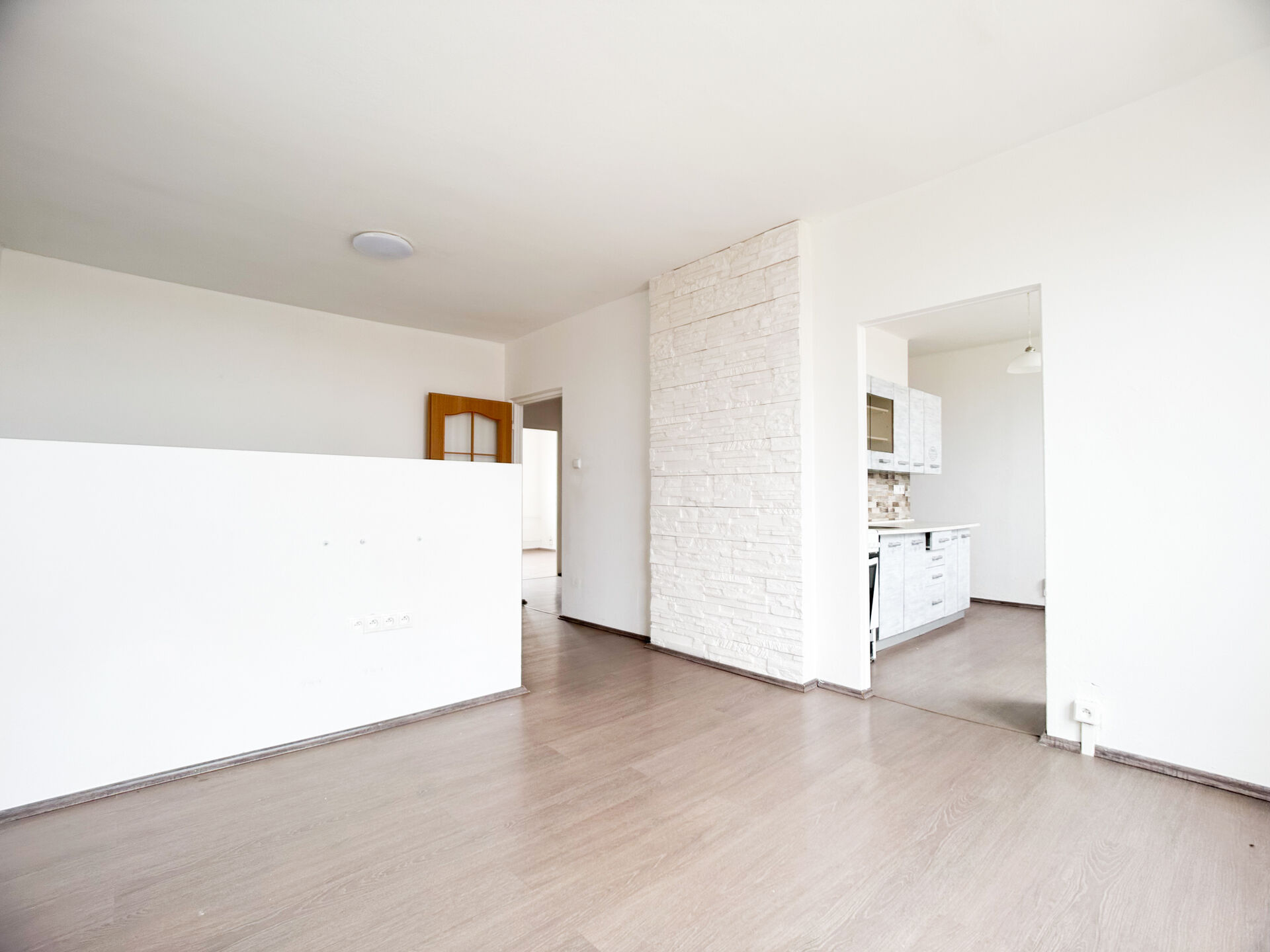 Pronájem bytu 2+1 56 m² Horní Město