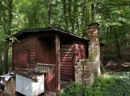 Chata 21 m2 k celkové rekonstrukci, Chyňava, Údolí oddechu, okres Beroun