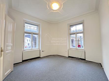 Pronájem kanceláře, 103 m²