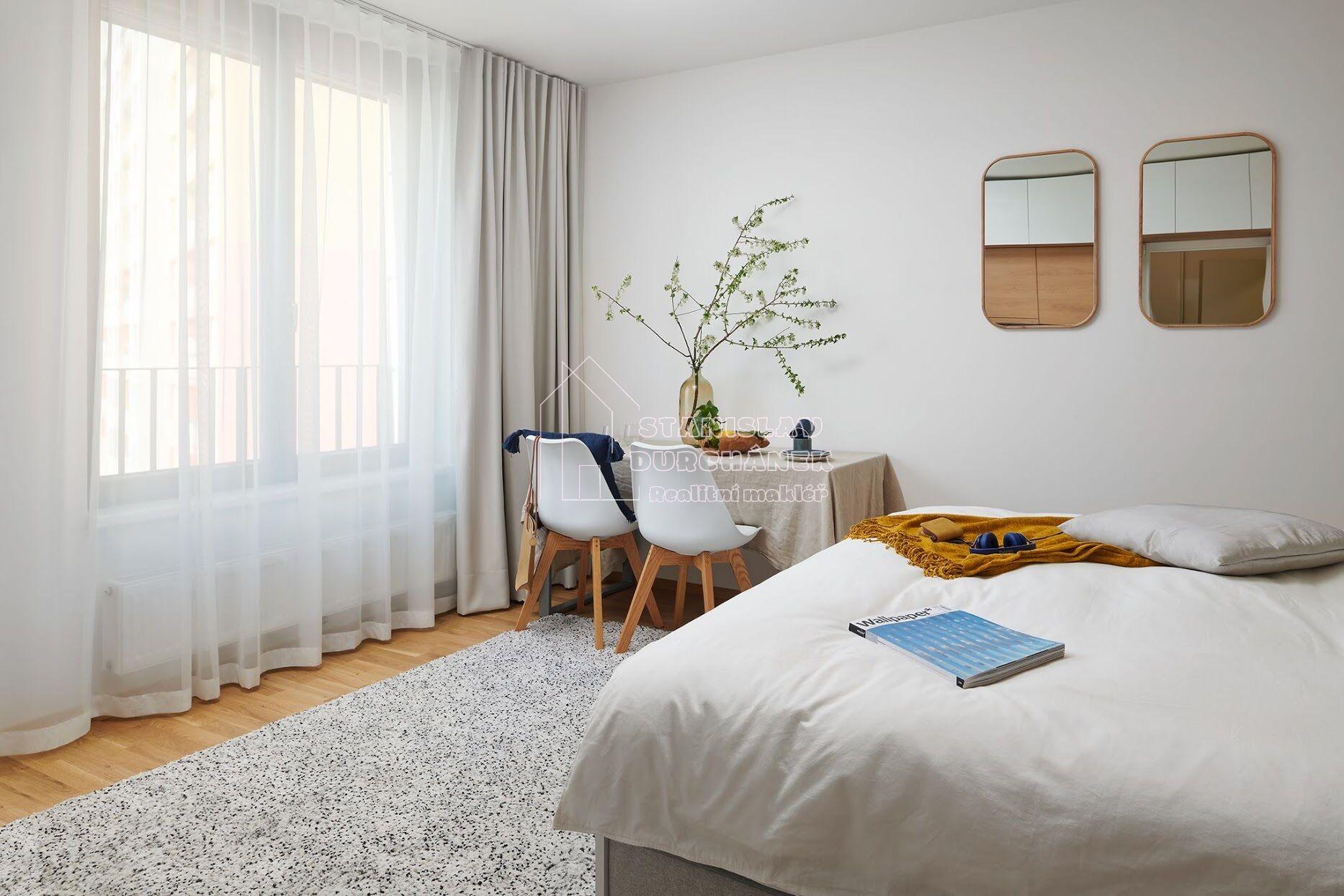 Pronájem vybaveného bytu 1+kk, 27 m2, Praha 8-Střížkov, ulice Střížkovská, 5 minut od metra