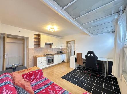 Pronájem bytu, 2+kk, 40 m²