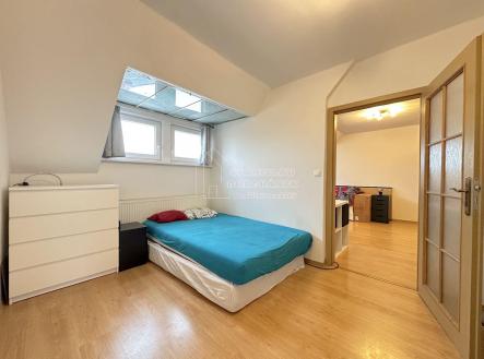 Pronájem bytu, 2+kk, 40 m²