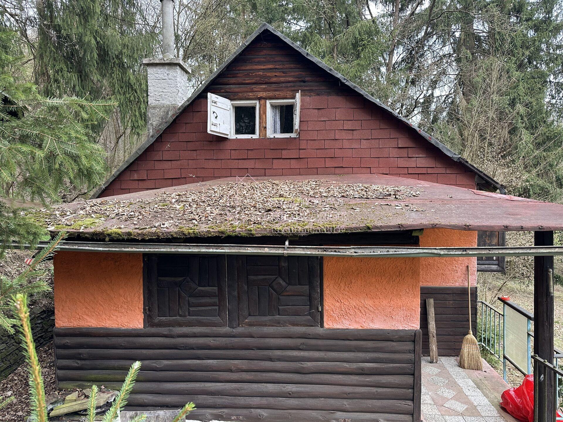 Chata 30 m2 na vlastním pozemku, Bojanovice, osada Dashwood, okres Praha-západ