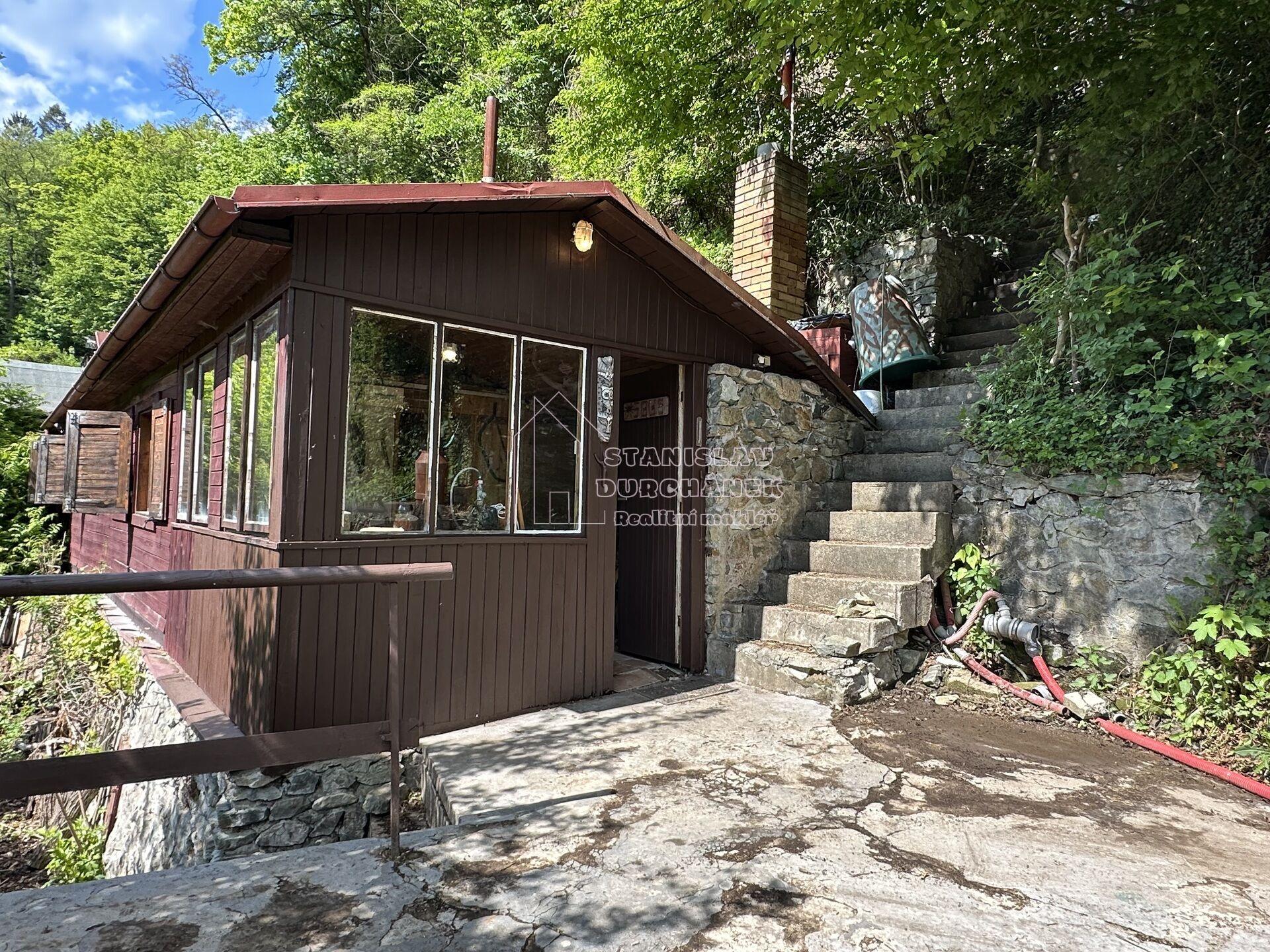 Chata 45 m2 na břehu Sázavy, Luka pod Medníkem, Spojené osady Údolí Slunce