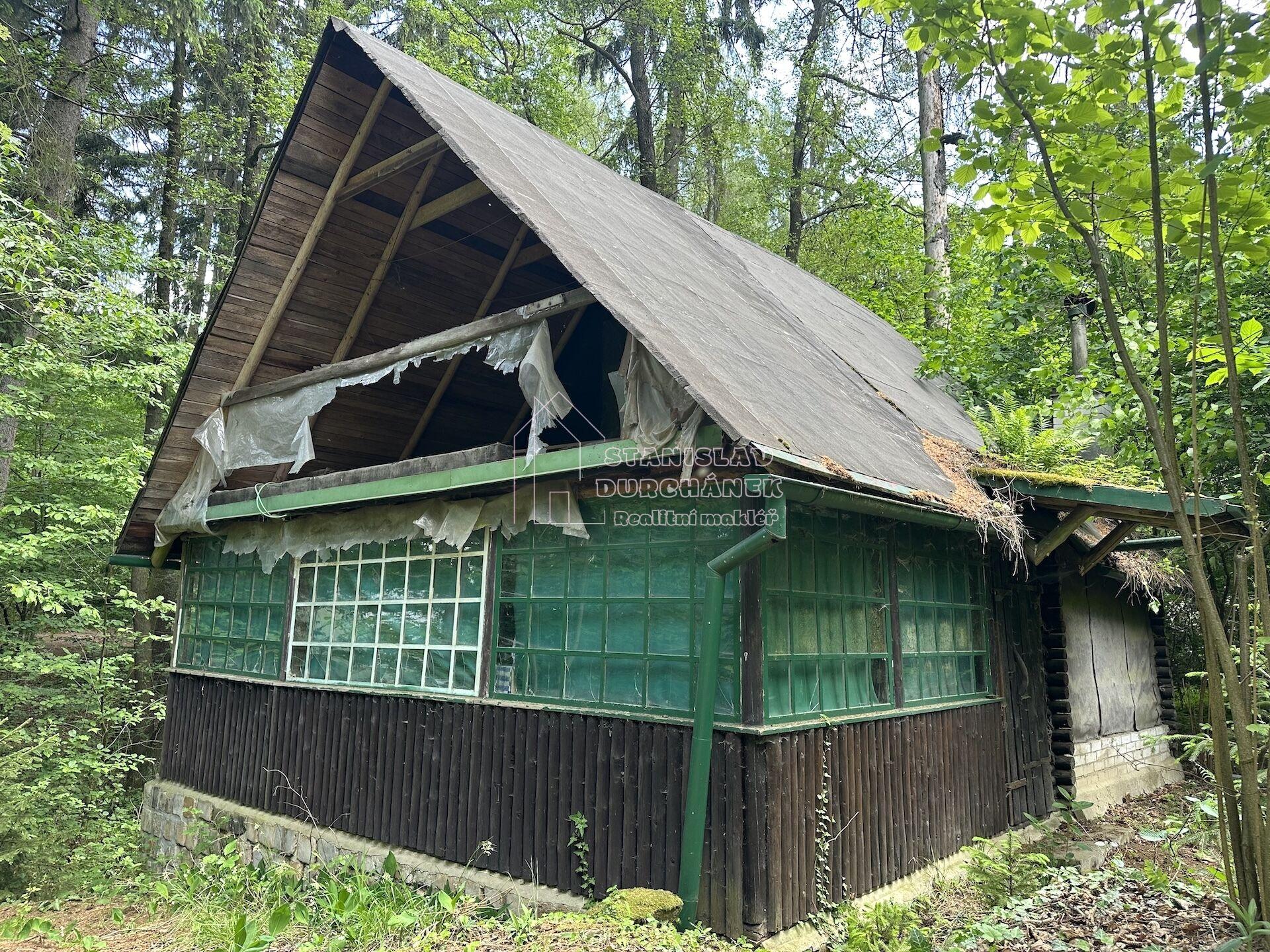 Prodej lesní chaty 39 m², Pohoří (Skalsko), okr. Praha-západ, 12 km od D0 - Pražského okruhu