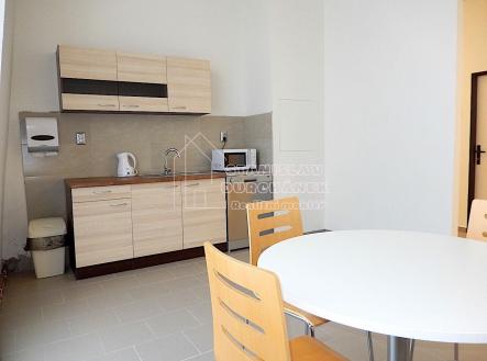 Pronájem kanceláře, 36 m²