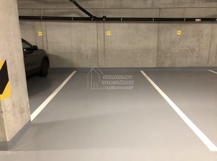 Pronájem garážového stání, Praha 8-Střížkov, ul. Střížkovská 630