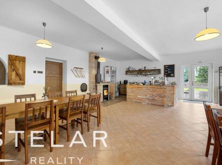 Prodej hotel, 442 m²