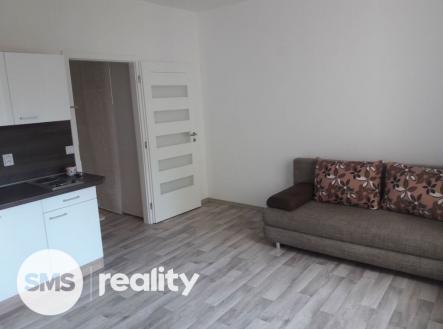 Pronájem bytu, 1+kk, 22 m²