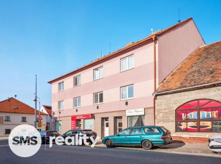 Prodej nájemního domu, 640 m²