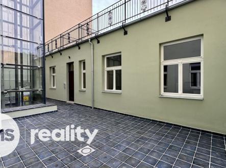 Pronájem bytu, 1+kk, 47 m²