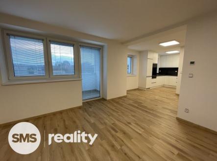 Pronájem bytu, 3+kk, 85 m²