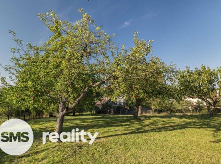 Prodej pozemku pro bydlení, 2 047 m²