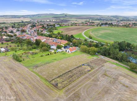 Prodej pozemku pro bydlení, 1 184 m²