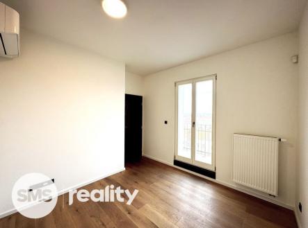 Pronájem bytu, 2+kk, 74 m²