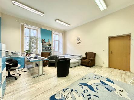 Pronájem jiné komerční nemovitosti, 103 m²