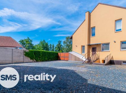 Pronájem jiné, 450 m²