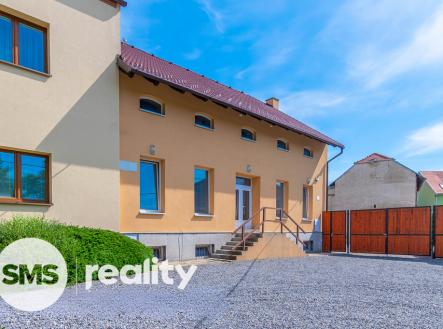 Pronájem jiné, 450 m²