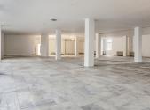 Pronájem obchodní prostory, 691 m²