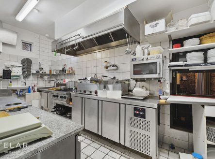 Prodej restaurace, 864 m²