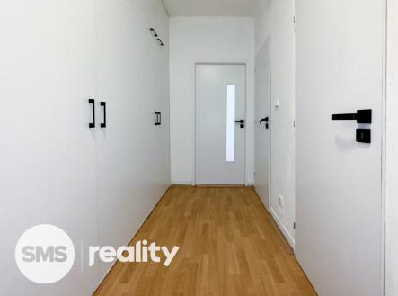 Pronájem bytu, 2+1, 2 580 m²