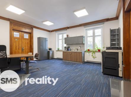 Prodej obchodní prostor, 1 360 m²