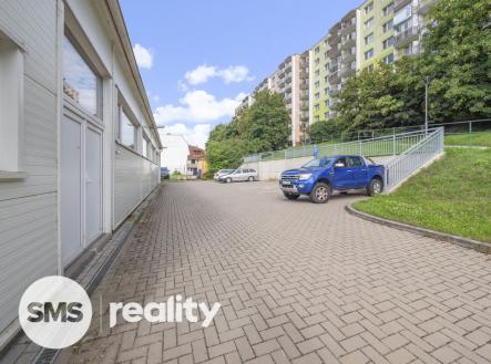 Pronájem obchodní prostor, 293 m²