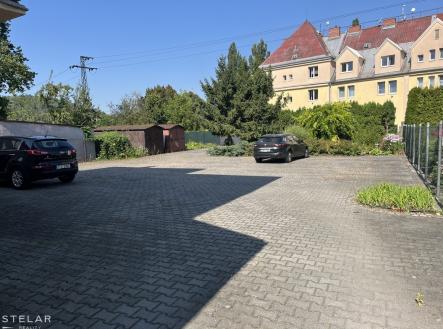 Pronájem kanceláře, 66 m²