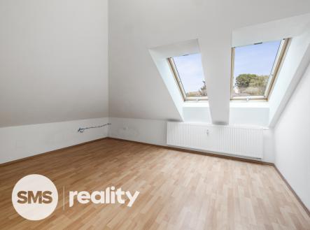 Pronájem bytu, 1+kk, 29 m²