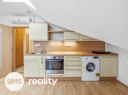 Pronájem bytu, 1+kk, 29 m² obrázek