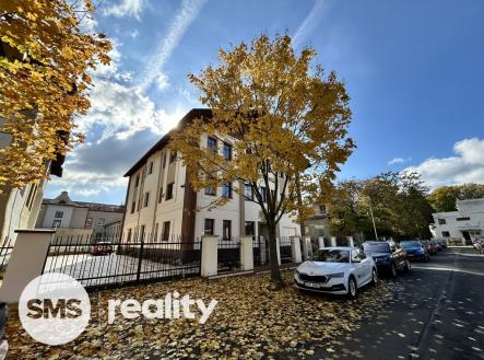 Pronájem kanceláře, 128 m²