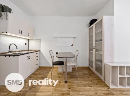 Pronájem bytu, 1+kk, 28 m²