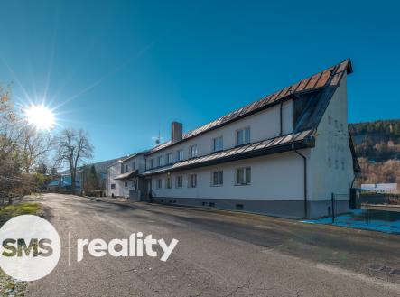 Prodej hotel, 1 735 m²