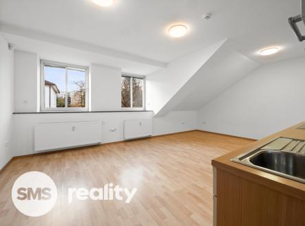 Pronájem bytu, 1+kk, 34 m²