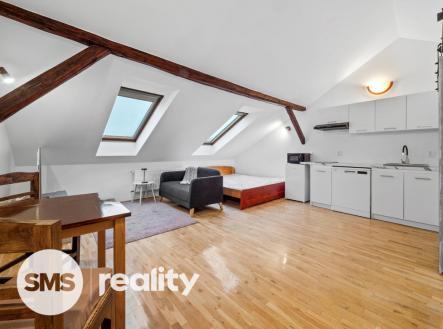 Pronájem bytu, 1+kk, 62 m²