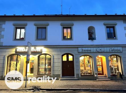 Pronájem bytu, 2+kk, 536 m²