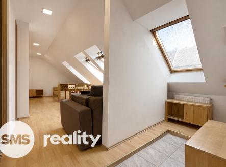 Pronájem bytu, 1+kk, 39 m²