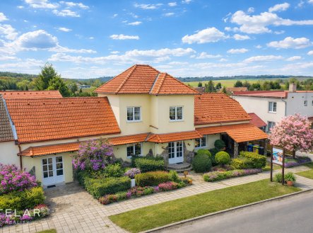 Dům s investičním potenciálem o velikosti 327 m²