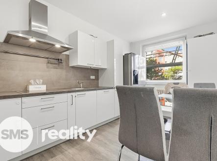 Pronájem bytu, 3+1, 79 m²