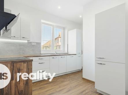 Pronájem bytu, 5+1, 95 m²