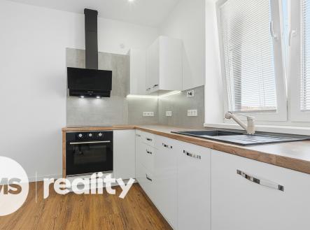 Pronájem bytu, 5+1, 95 m²