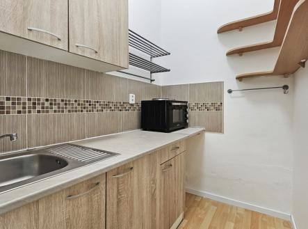 Pronájem bytu, 1+kk, 32 m²
