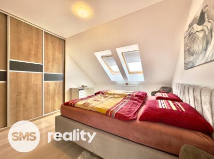 Pronájem bytu, 2+kk, 71 m²