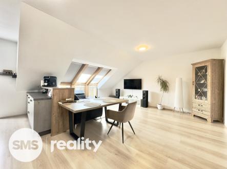 Pronájem bytu, 2+kk, 71 m²