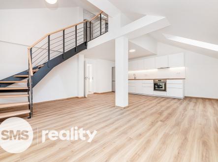 Pronájem bytu, 3+kk, 90 m²
