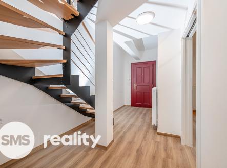 Pronájem bytu, 4+kk, 96 m²