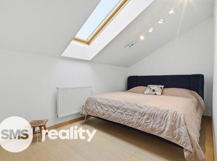 Pronájem bytu, 3+kk, 72 m²