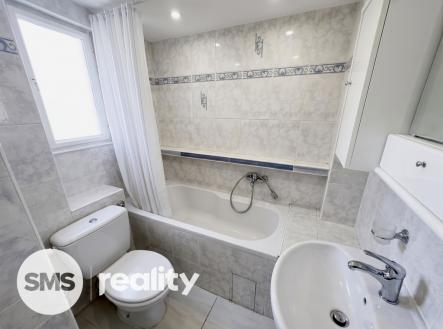 Pronájem bytu, 2+kk, 66 m²