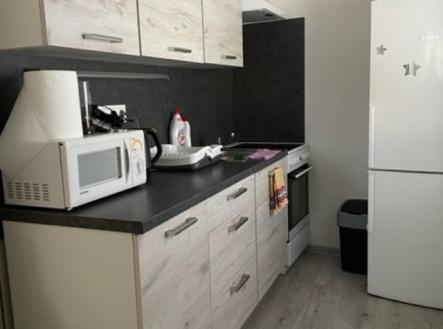 Pronájem bytu, 1+kk, 32 m²