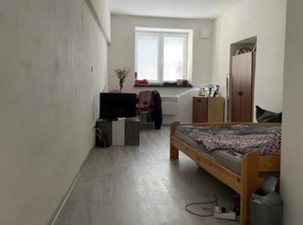 Pronájem bytu, 1+kk, 32 m²